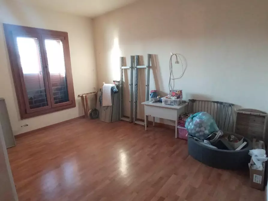 Immagine 32 di Appartamento in vendita  a Montopoli In Val D'arno