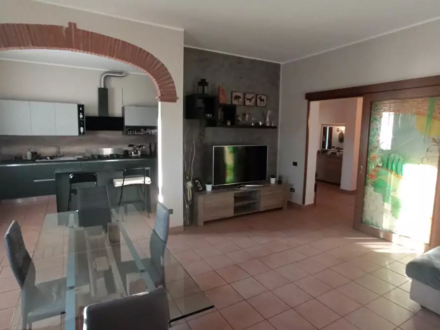 Immagine 3 di Appartamento in vendita  a Montopoli In Val D'arno