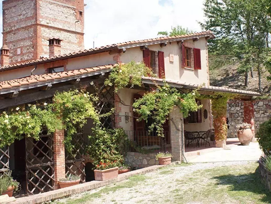 Immagine 15 di Casa colonica in vendita  a Rapolano Terme
