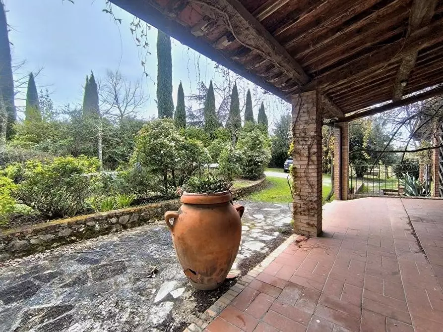 Immagine 20 di Casa colonica in vendita  a Rapolano Terme