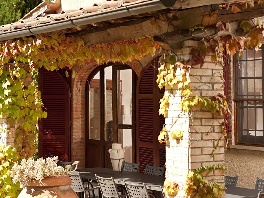 Immagine 44 di Casa colonica in vendita  a Rapolano Terme