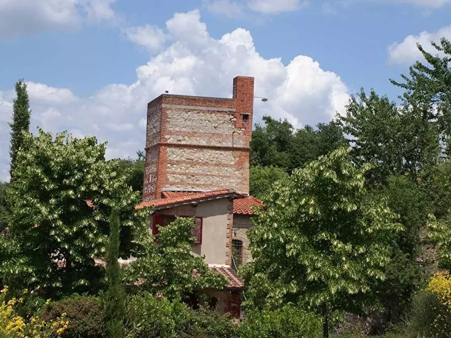 Immagine 17 di Casa colonica in vendita  a Rapolano Terme