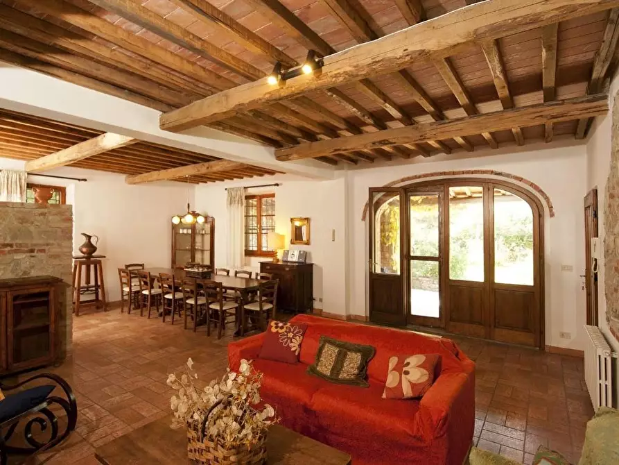 Immagine 42 di Casa colonica in vendita  a Rapolano Terme