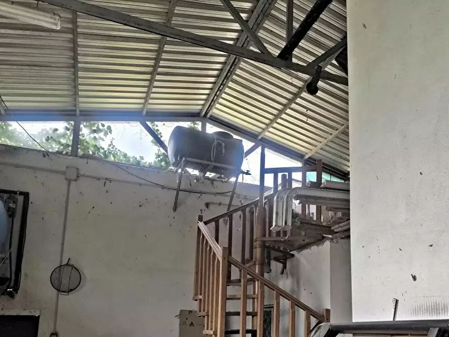 Immagine 35 di Casa colonica in vendita  a Rapolano Terme