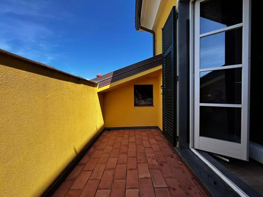 Immagine 33 di Villa in vendita  a Sarzana