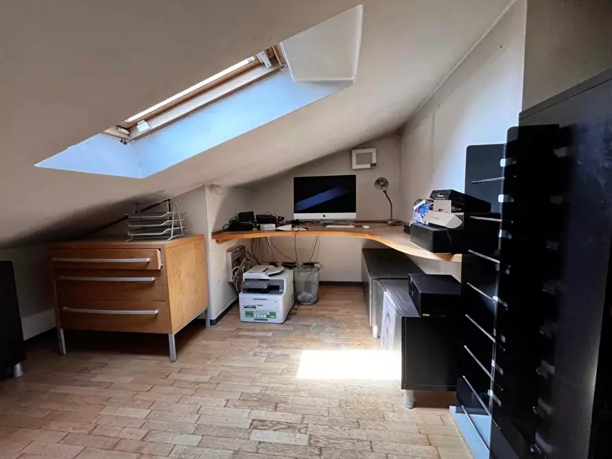 Immagine 35 di Villa in vendita  a Sarzana