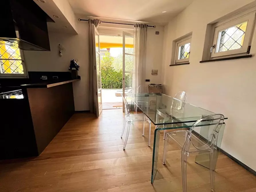 Immagine 21 di Villa in vendita  a Sarzana