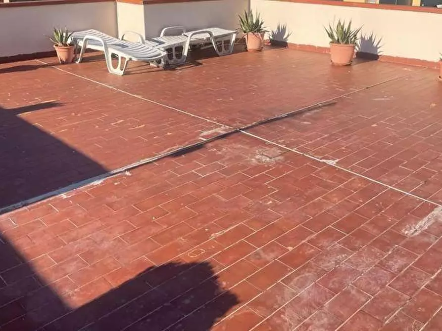 Immagine 14 di Appartamento in vendita  a Pisa