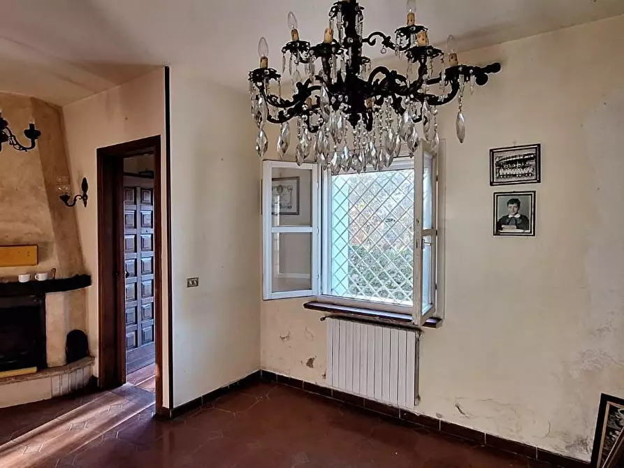 Immagine 2 di Casa indipendente in vendita  a Lucca