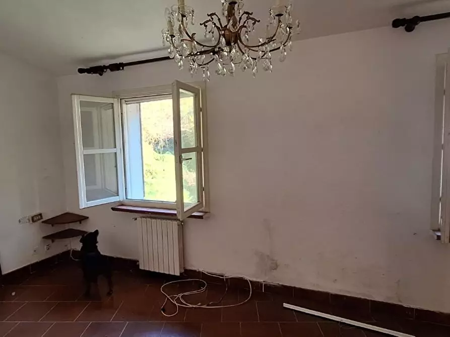 Immagine 6 di Casa indipendente in vendita  a Lucca