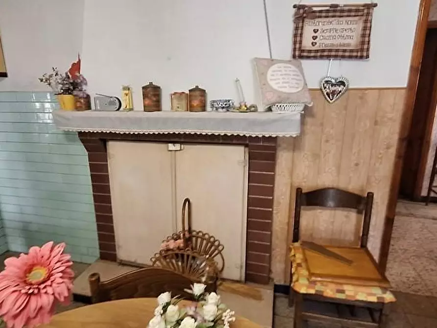 Immagine 4 di Appartamento in vendita  a Borgo A Mozzano