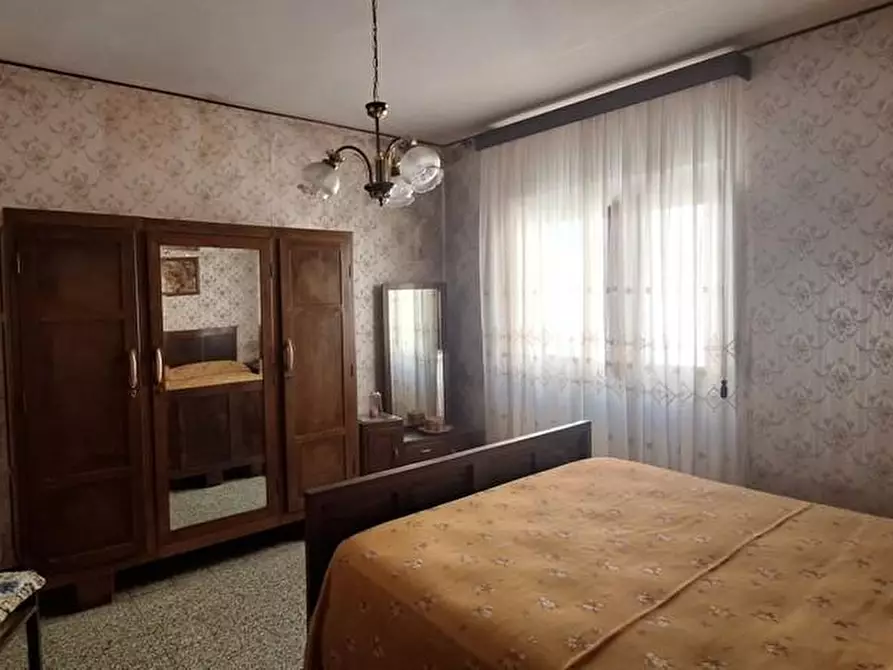 Immagine 9 di Appartamento in vendita  a Borgo A Mozzano