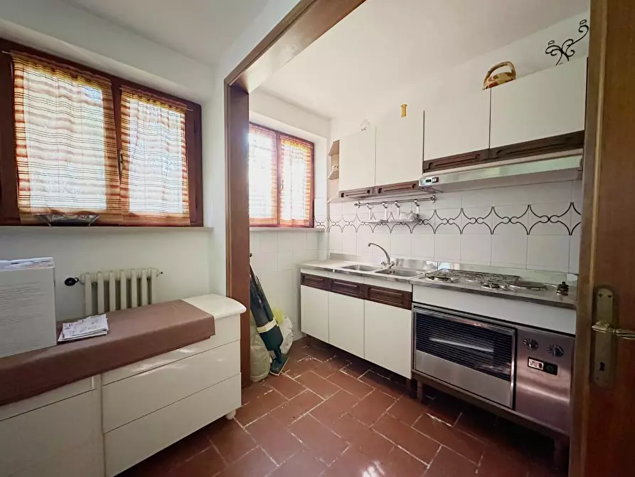 Immagine 26 di Villa in vendita  a Lucca