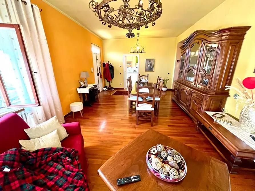 Immagine 2 di Appartamento in vendita  a San Giuliano Terme