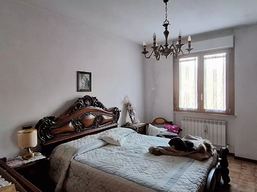 Immagine 8 di Appartamento in vendita  a Borgo A Mozzano