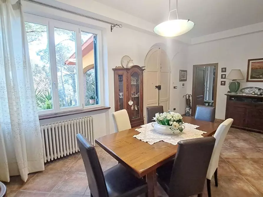 Immagine 11 di Villa in vendita  a Rosignano Marittimo