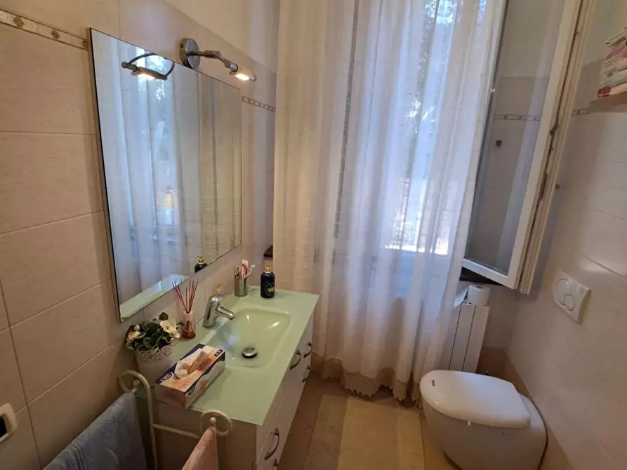 Immagine 24 di Villa in vendita  a Rosignano Marittimo