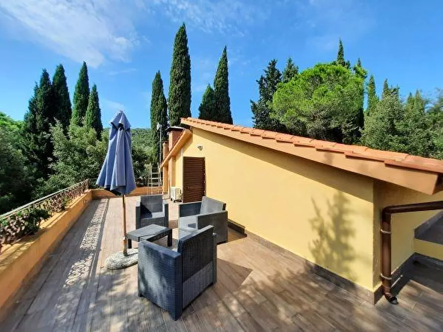 Immagine 32 di Villa in vendita  a Rosignano Marittimo