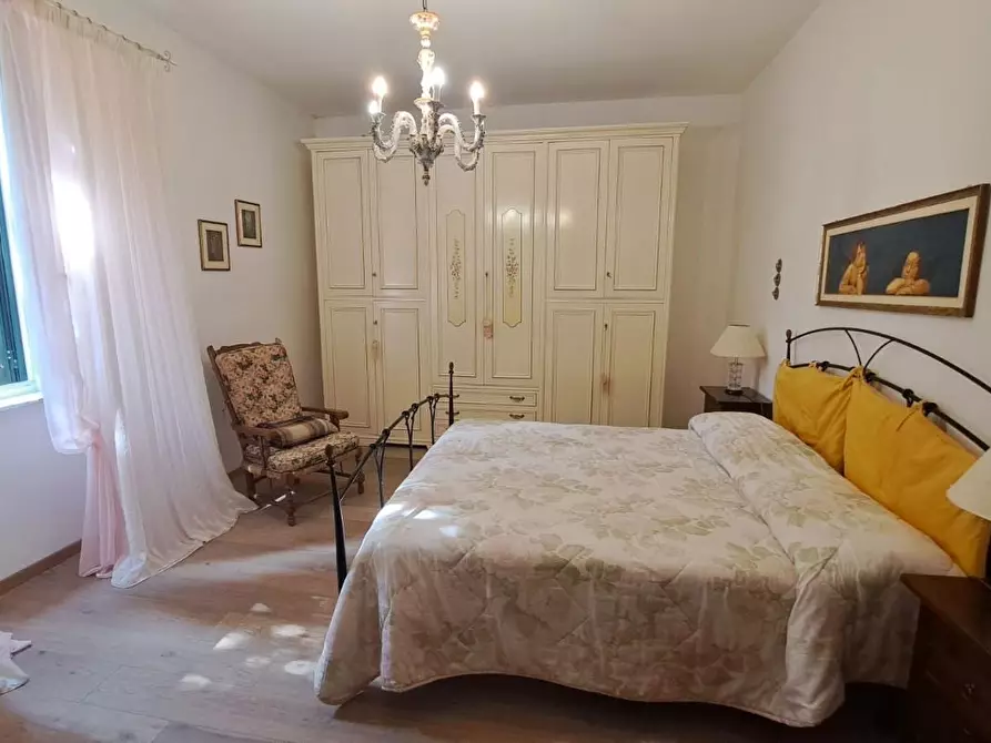 Immagine 17 di Villa in vendita  a Rosignano Marittimo