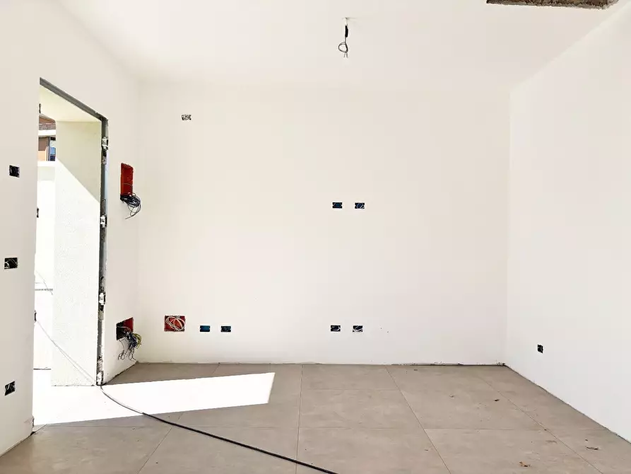 Immagine 11 di Appartamento in vendita  a Empoli