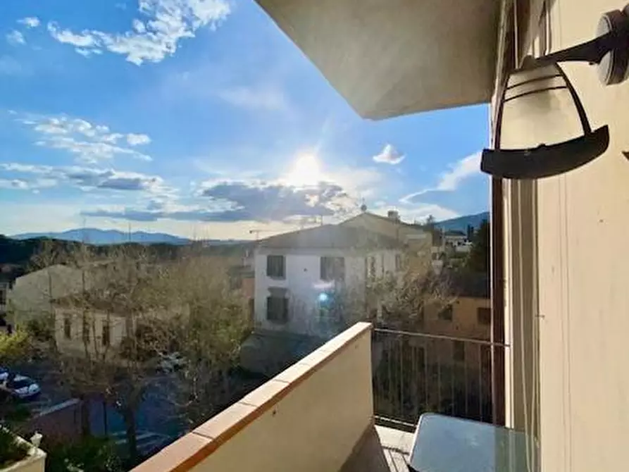 Immagine 21 di Appartamento in vendita  a Montecatini Terme