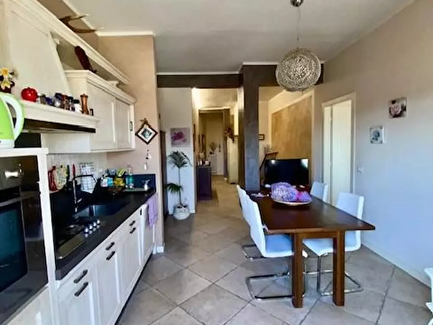 Immagine 24 di Appartamento in vendita  a Montecatini Terme