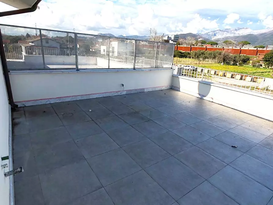 Immagine 24 di Casa bifamiliare in vendita  a Massa