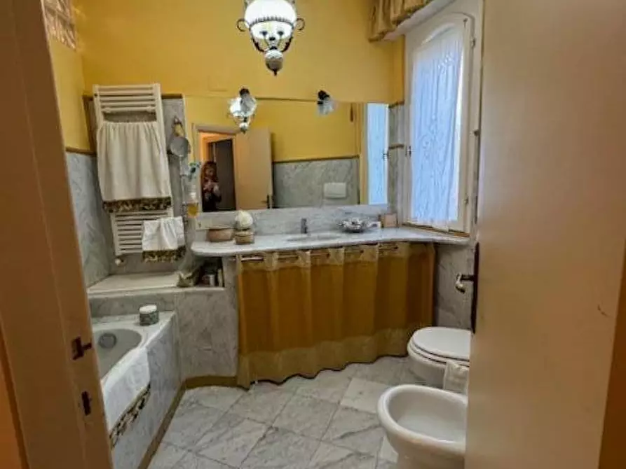 Immagine 10 di Appartamento in vendita  a Collesalvetti