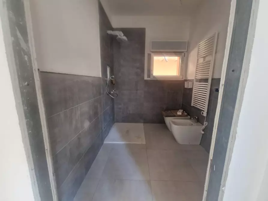 Immagine 6 di Appartamento in vendita  a Rosignano Marittimo