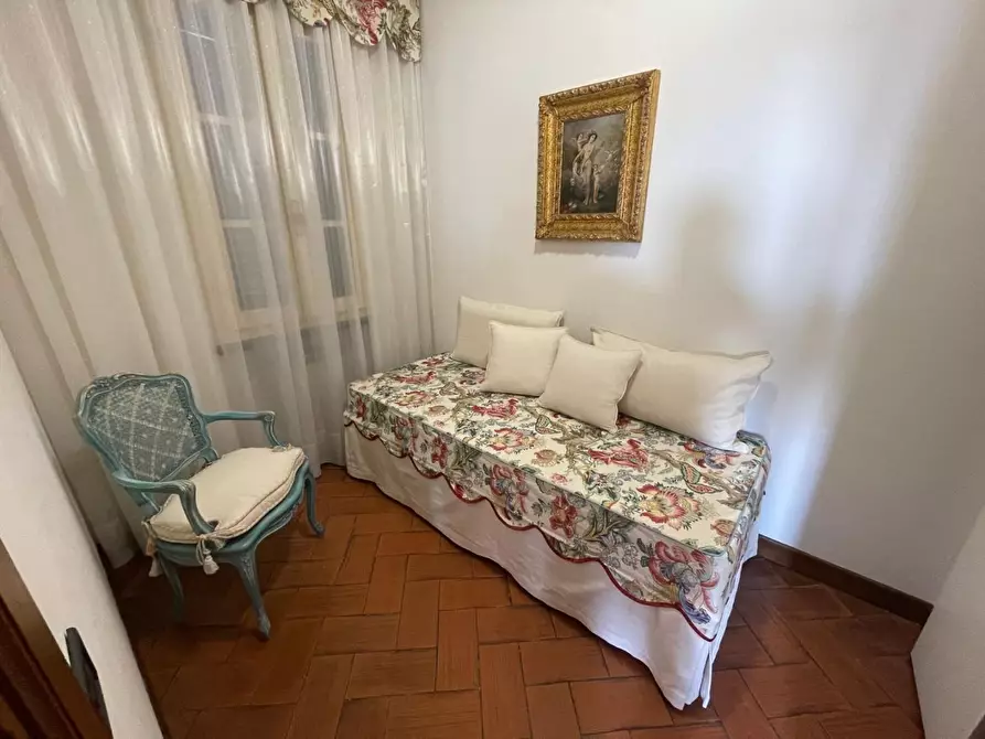 Immagine 23 di Casa bifamiliare in affitto  a Montignoso