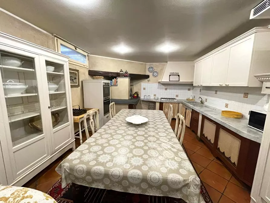 Immagine 26 di Casa bifamiliare in affitto  a Montignoso