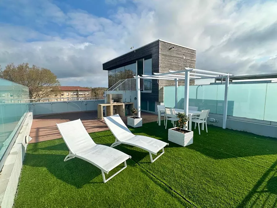 Immagine 1 di Appartamento in affitto  a Pisa