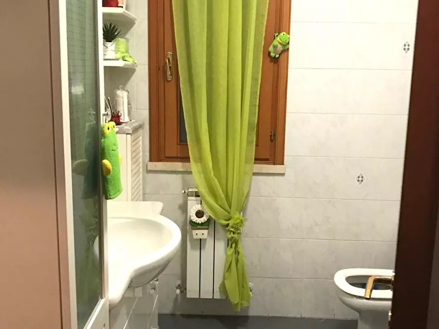 Immagine 13 di Appartamento in vendita  a Montelupo Fiorentino