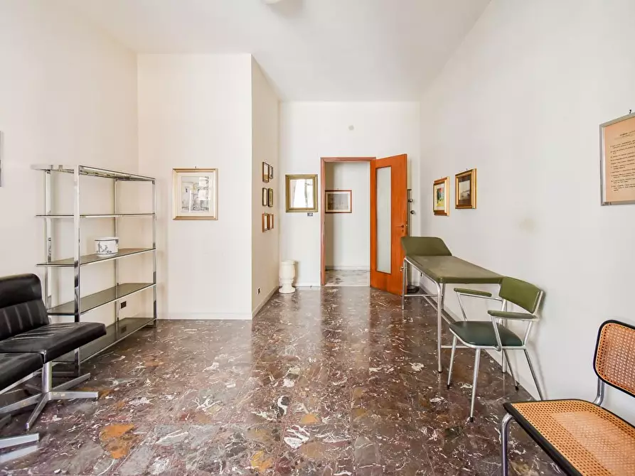 Immagine 19 di Appartamento in vendita  a Lecce