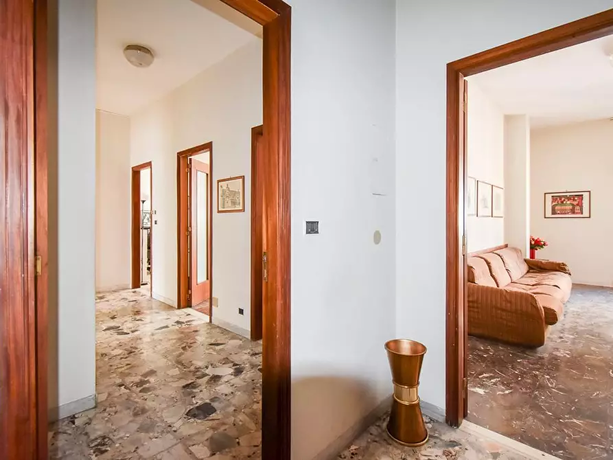 Immagine 30 di Appartamento in vendita  a Lecce