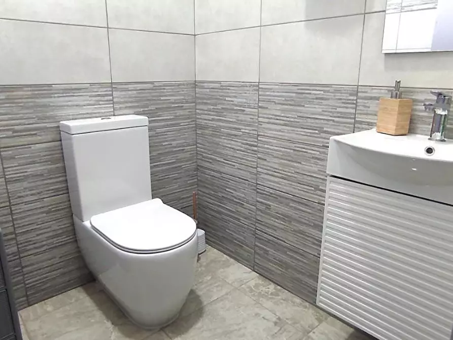 Immagine 5 di Ufficio in affitto  a Roma