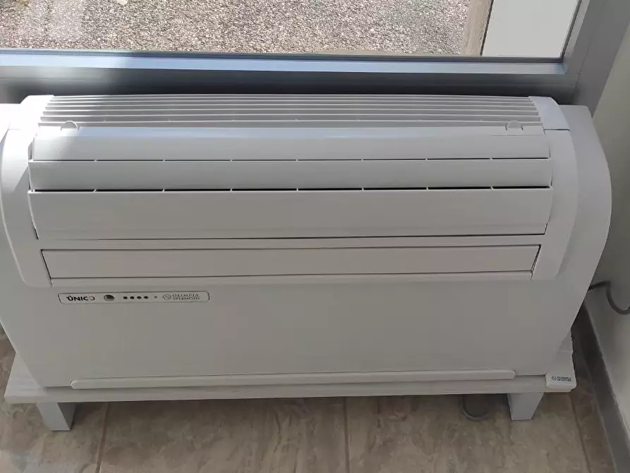 Immagine 13 di Ufficio in affitto  a Roma