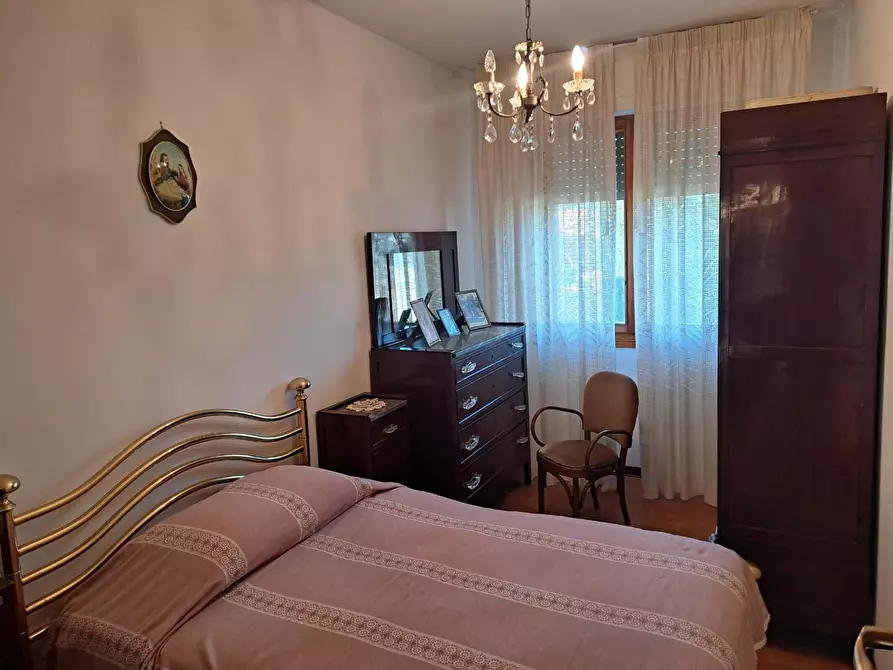 Immagine 6 di Appartamento in vendita  a Fucecchio