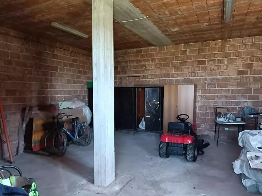 Immagine 15 di Casa bifamiliare in vendita  a Vecchiano