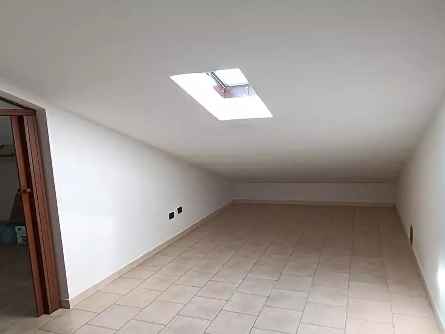 Immagine 6 di Casa bifamiliare in vendita  a Vecchiano