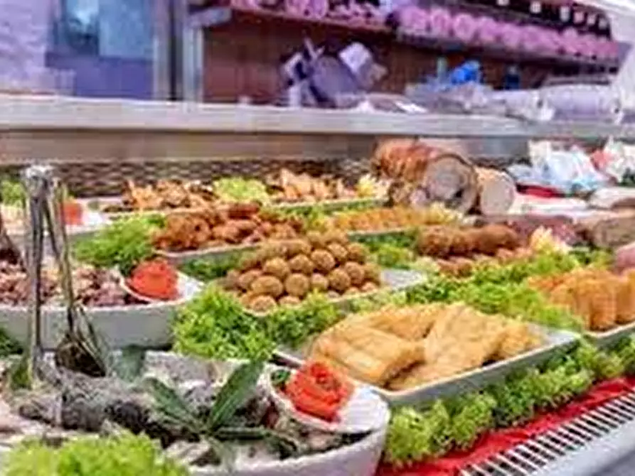 Immagine 10 di Alimentari in vendita  a Livorno