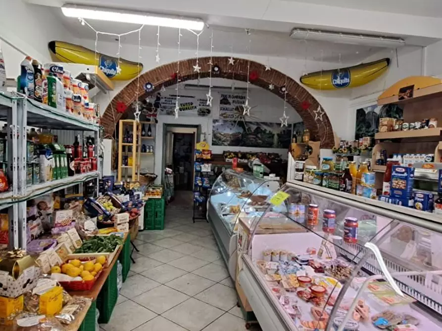 Immagine 16 di Alimentari in vendita  a Livorno