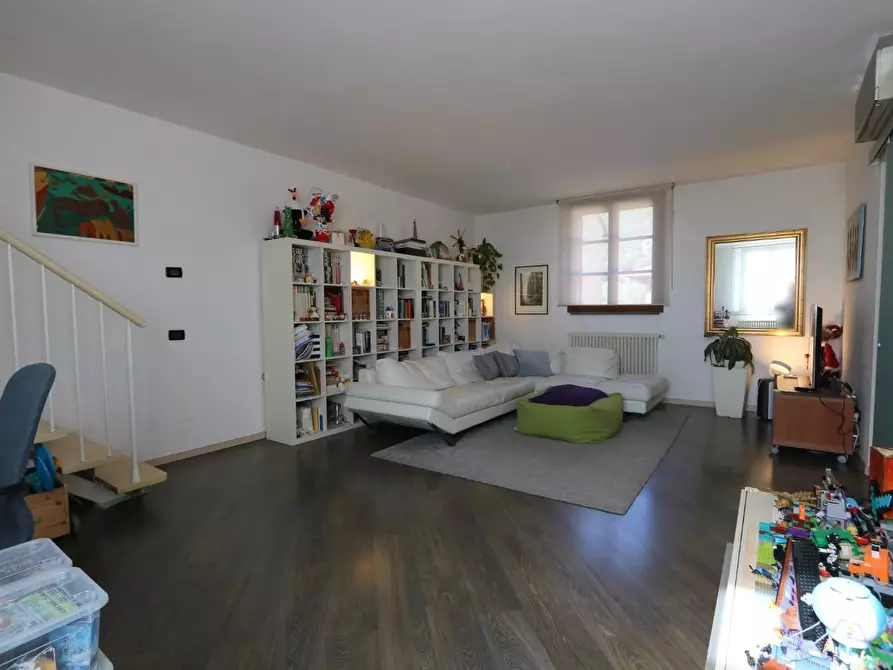 Immagine 7 di Appartamento in vendita  a San Giuliano Terme