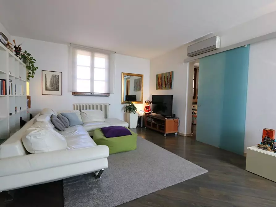 Immagine 2 di Appartamento in vendita  a San Giuliano Terme