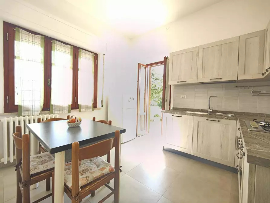 Immagine 14 di Appartamento in affitto  a Fucecchio