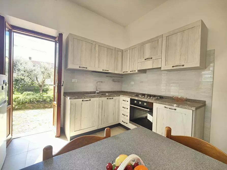 Immagine 11 di Appartamento in affitto  a Fucecchio