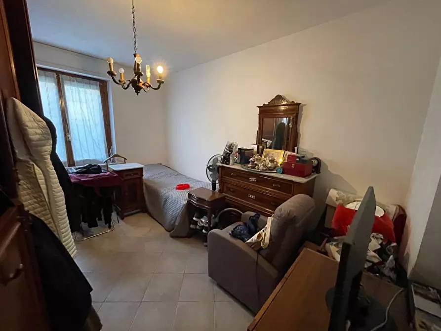 Immagine 19 di Appartamento in vendita  a Siena