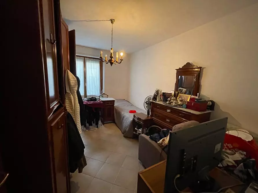 Immagine 18 di Appartamento in vendita  a Siena