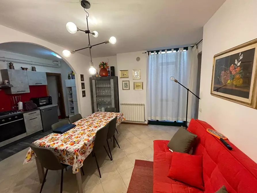 Immagine 9 di Appartamento in vendita  a Siena
