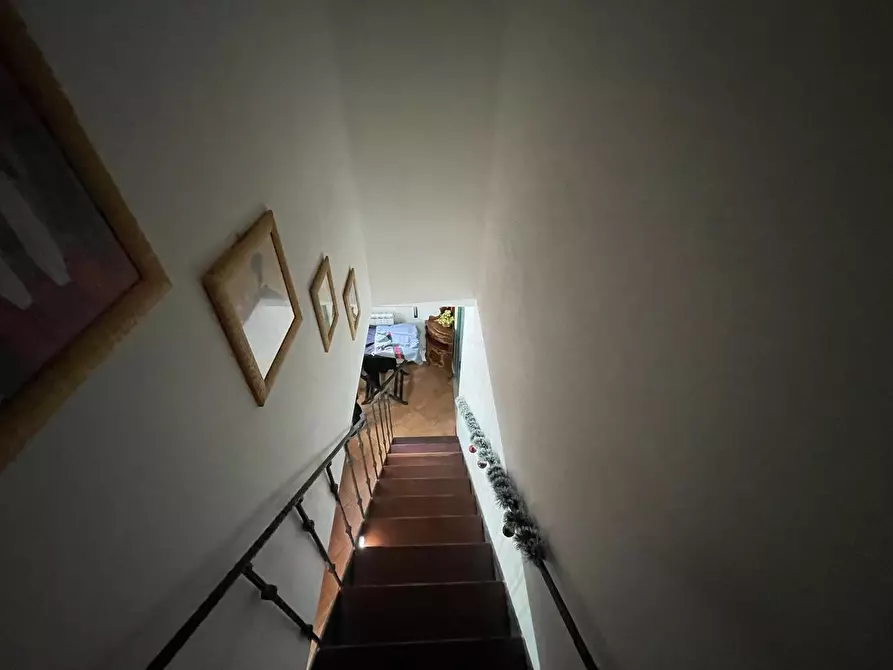 Immagine 32 di Appartamento in vendita  a Siena